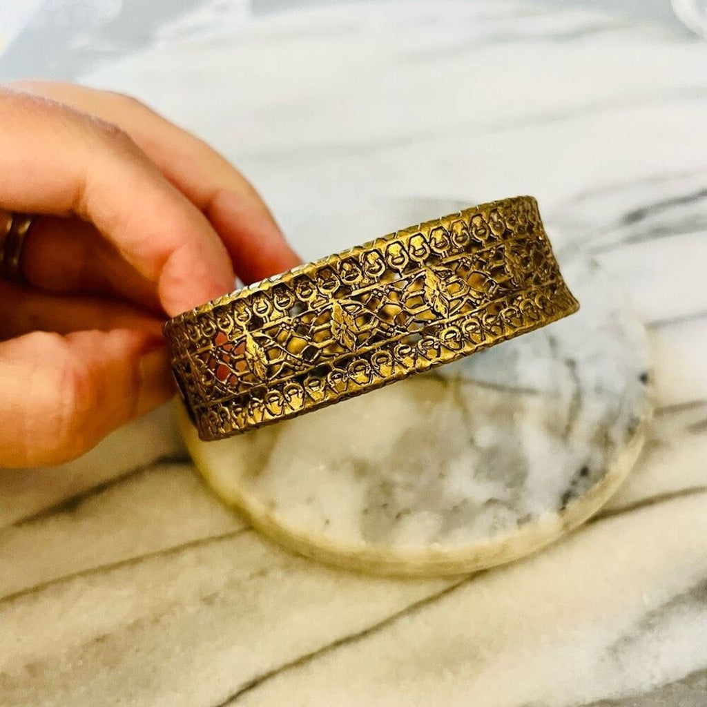Antique Filigree Hinged Bangle Bracelet